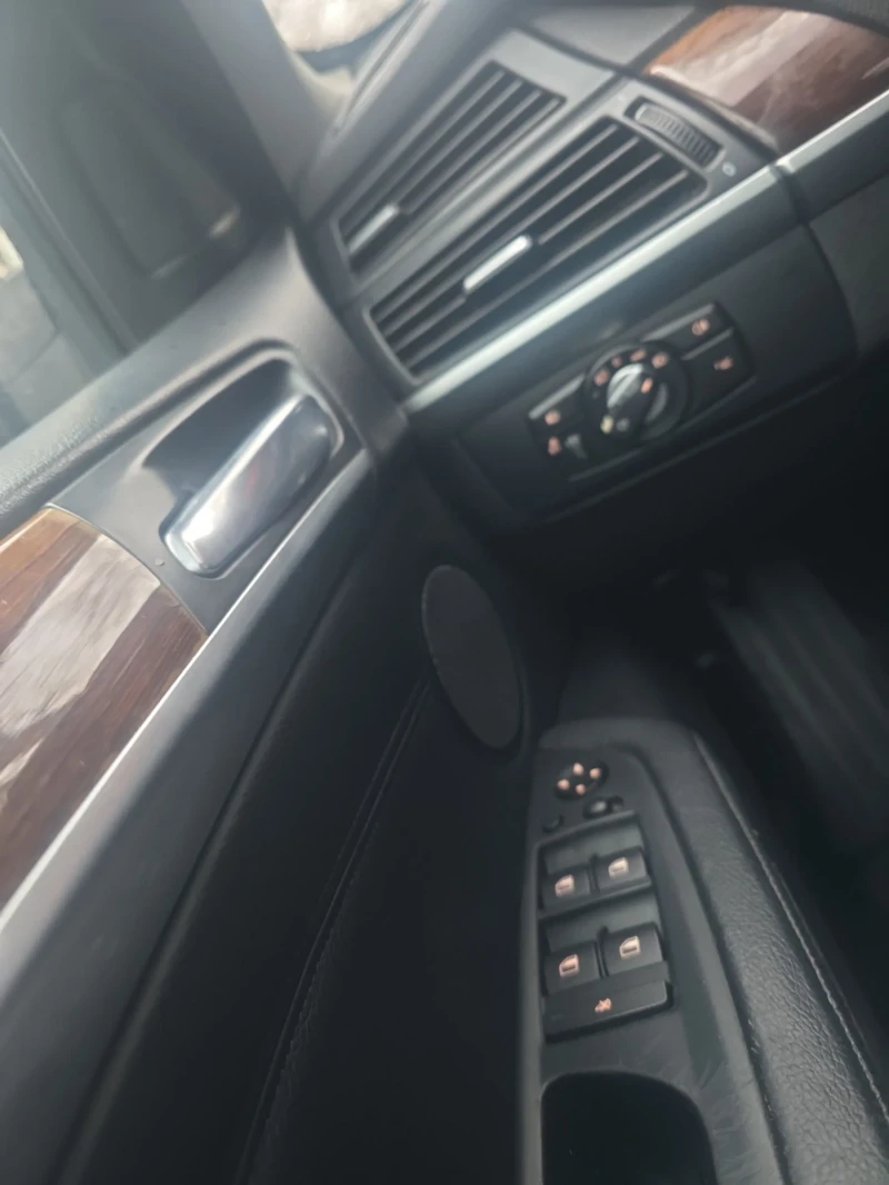 BMW X6 3.5 286кс фуул, снимка 16 - Автомобили и джипове - 53328744