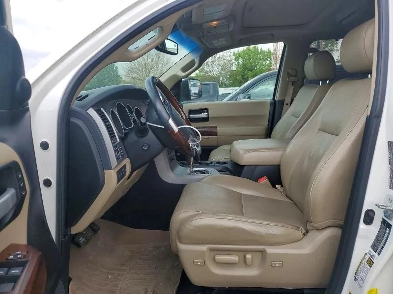 Toyota Sequoia, снимка 7 - Автомобили и джипове - 56689555