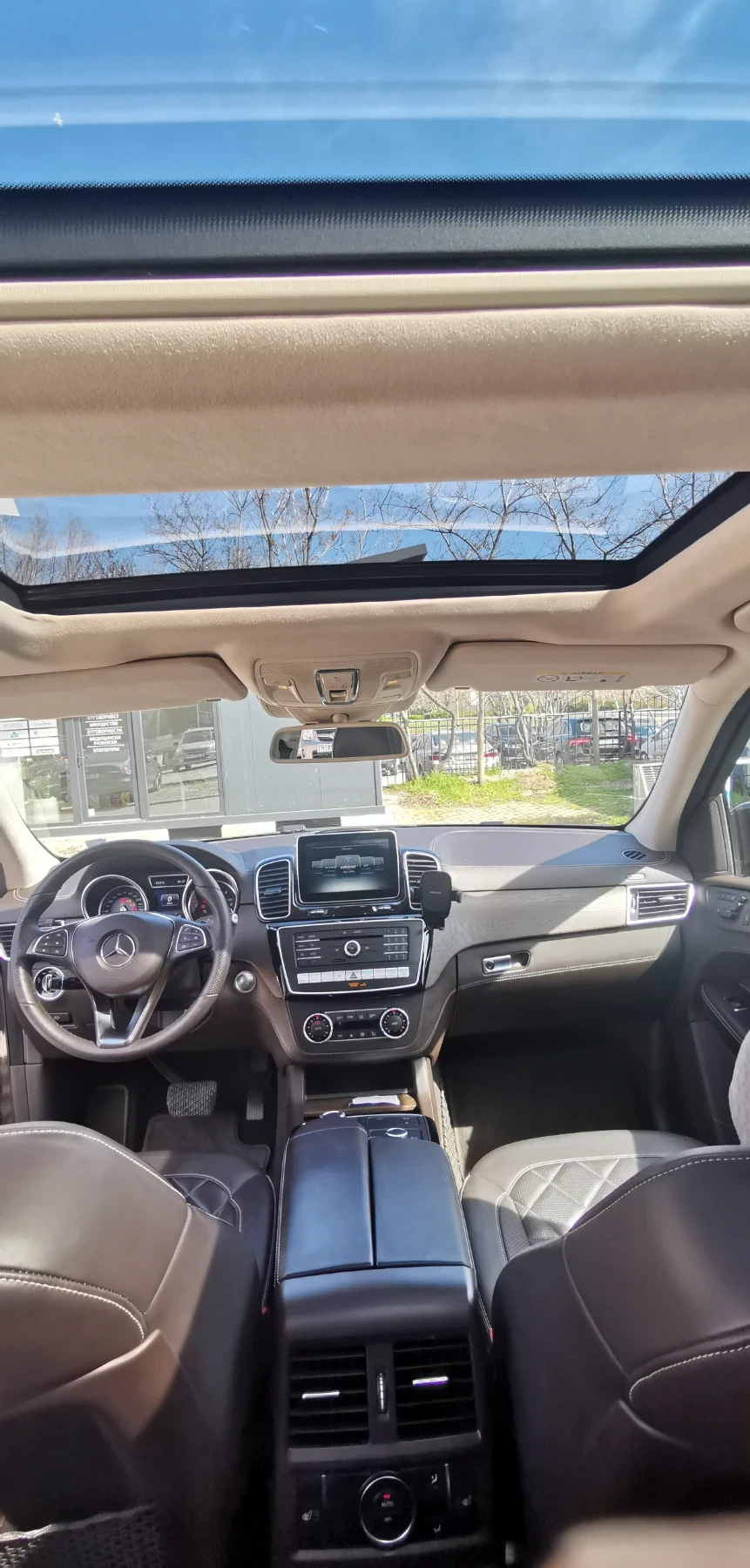 Mercedes-Benz GLE 350, снимка 11 - Автомобили и джипове - 44959158