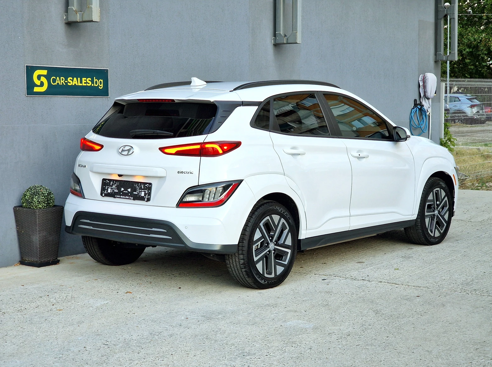 Hyundai Kona 64kв.ч./Premium - изображение 8