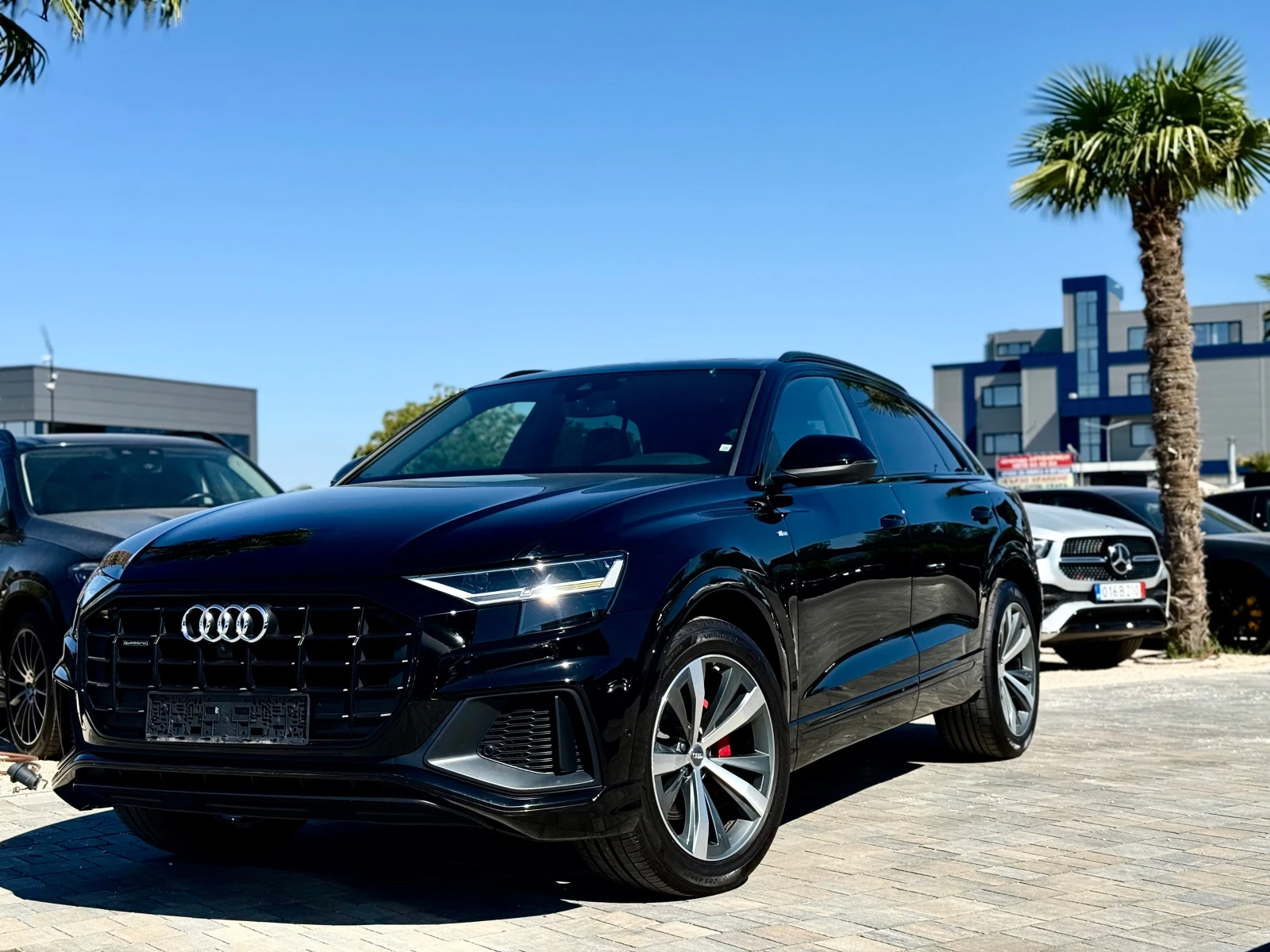 Audi Q8 3.0TDI* S-LINE* 2020г - изображение 7