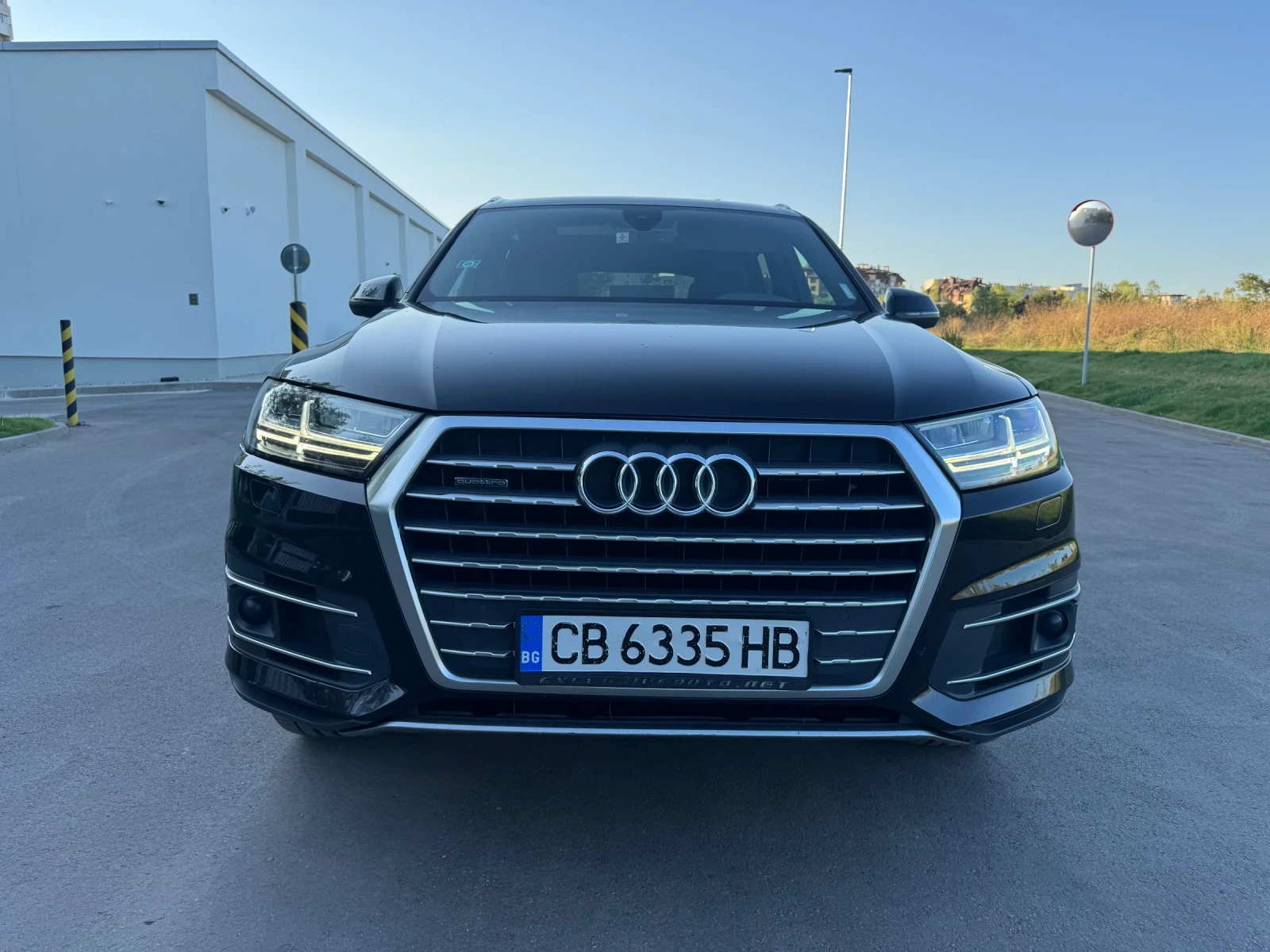 Audi Q7 3.0d / S line / MATRIX / LED / VIRTUAL / ПАНОРАМА - изображение 2