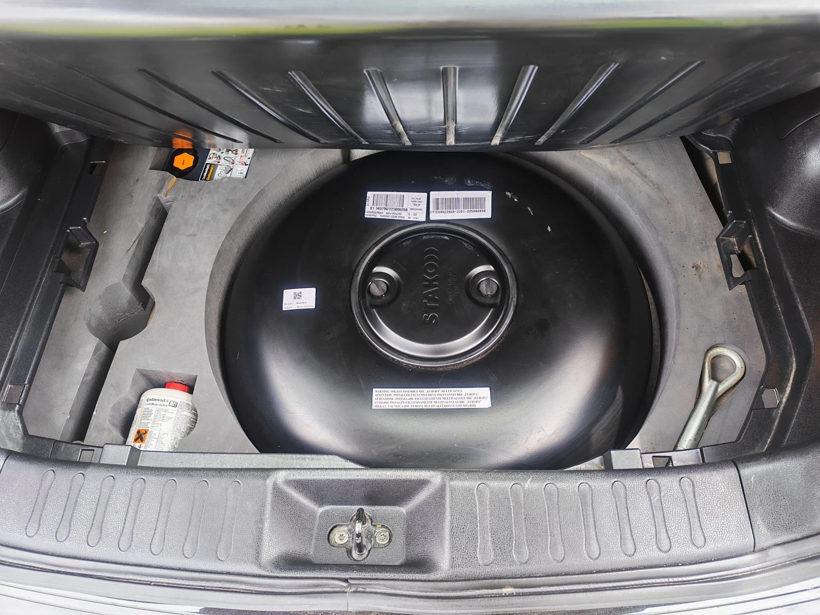 Nissan Juke 1.6 Benzin Gaz (BRC) * Navi* Climatronik* , снимка 7 - Автомобили и джипове - 54389687