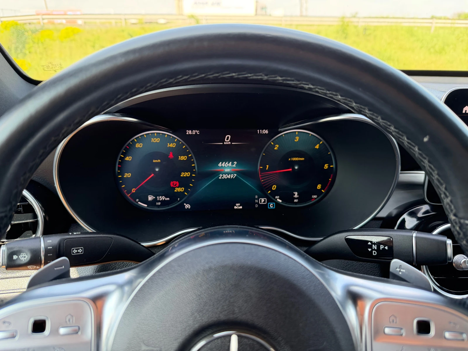 Mercedes-Benz GLC 300 AMG 4 MATIC(КАТО НОВА), снимка 15 - Автомобили и джипове - 54502265
