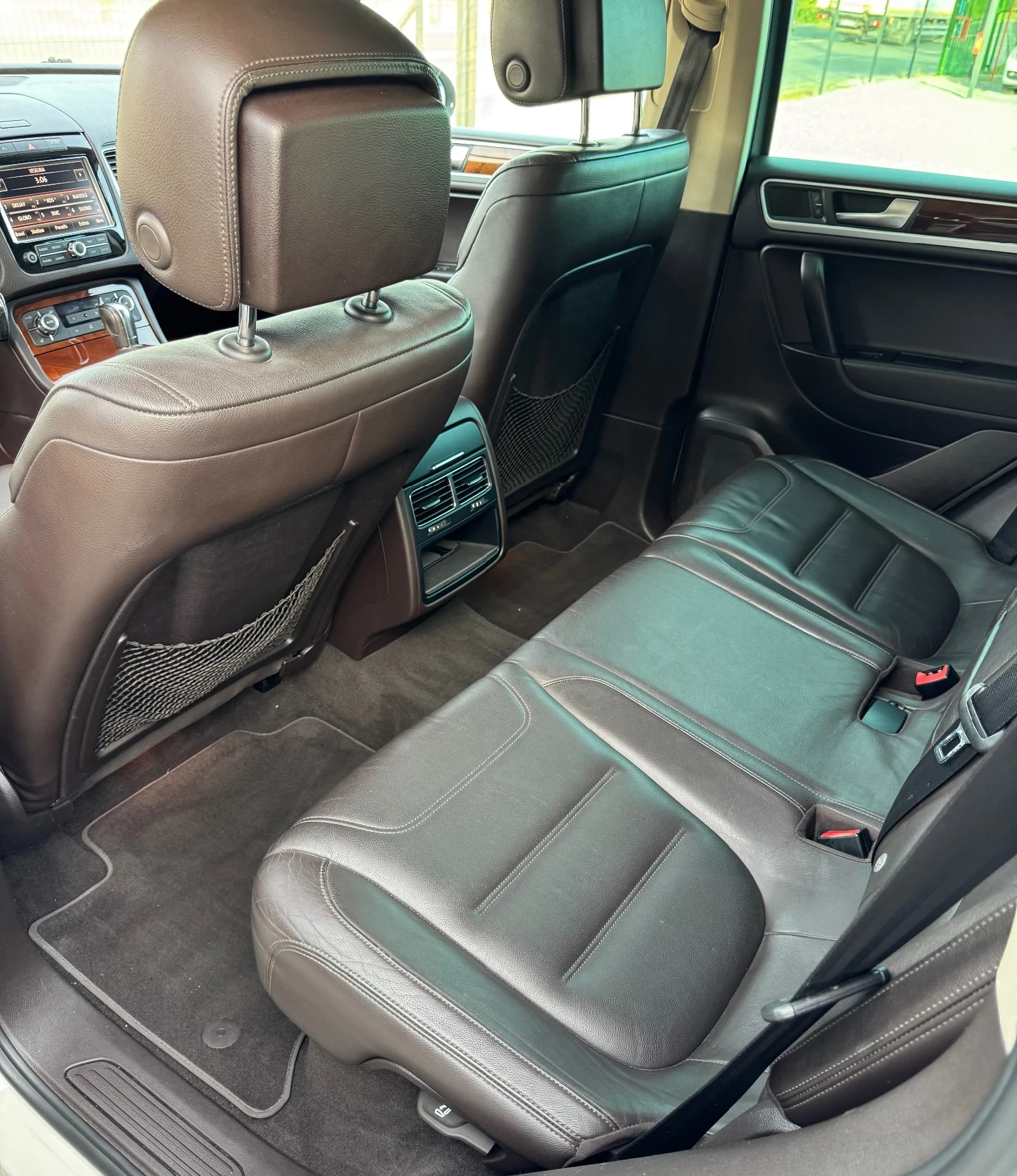 VW Touareg 3.0TDI 239, снимка 15 - Автомобили и джипове - 54610856