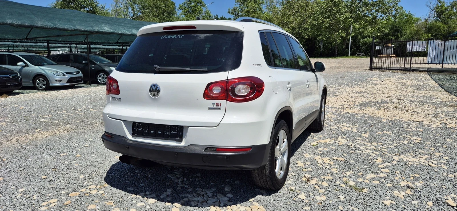 VW Tiguan PANORAMA, снимка 10 - Автомобили и джипове - 54691150