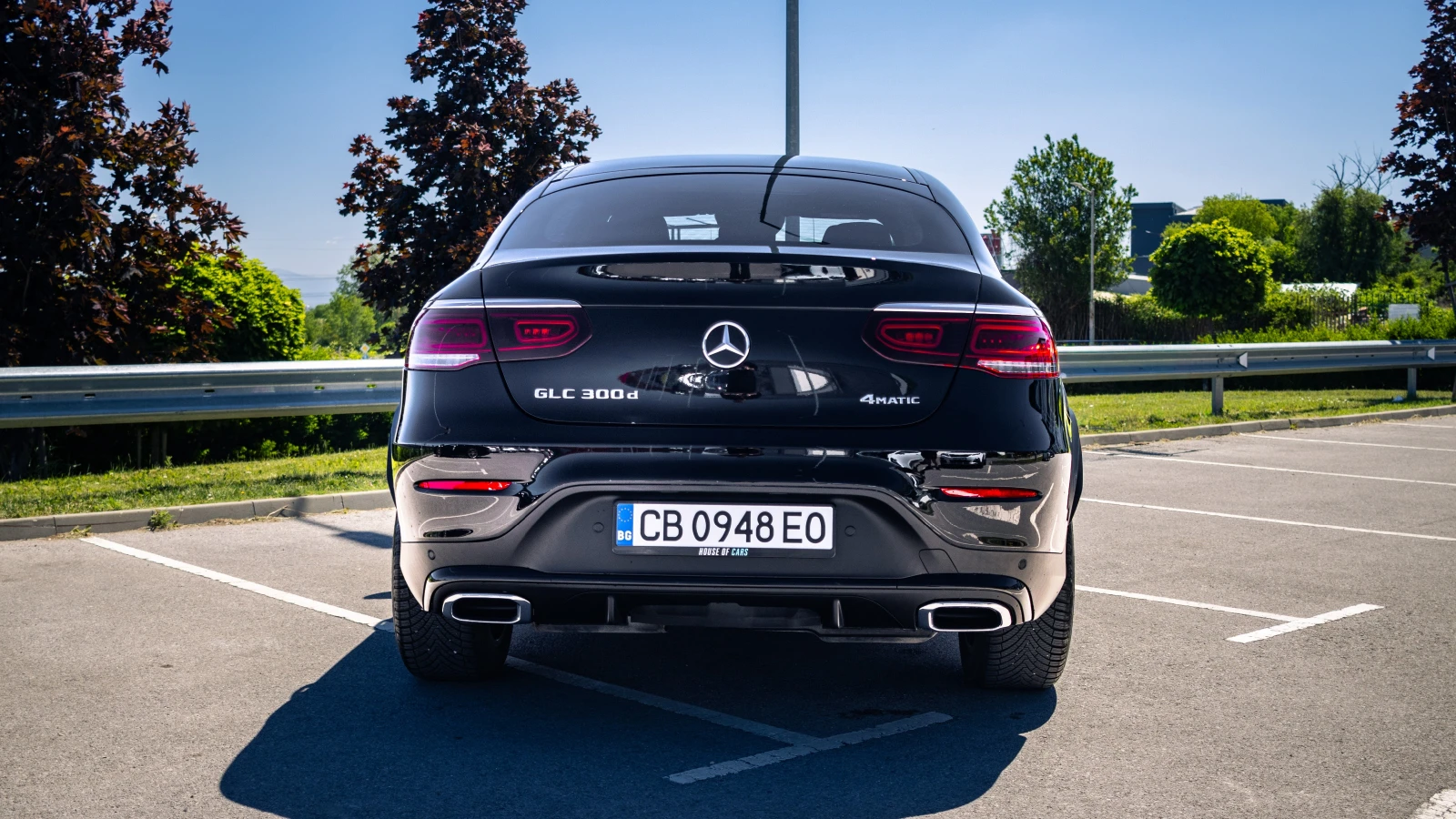 Mercedes-Benz GLC 220 300D - КУПЕ / AMG / Виртуал / Обдухване / ИСТОРИЯ, снимка 5 - Автомобили и джипове - 54855461