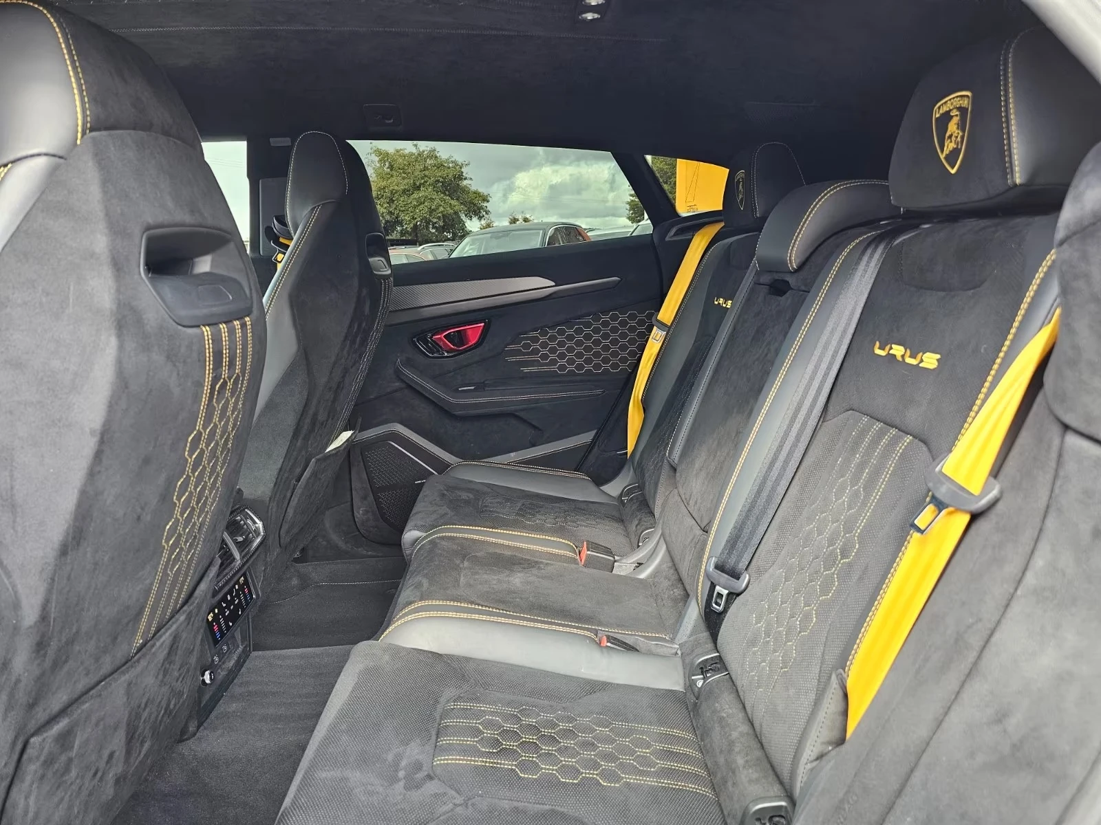 Lamborghini Urus V8 Performante, снимка 13 - Автомобили и джипове - 55748064