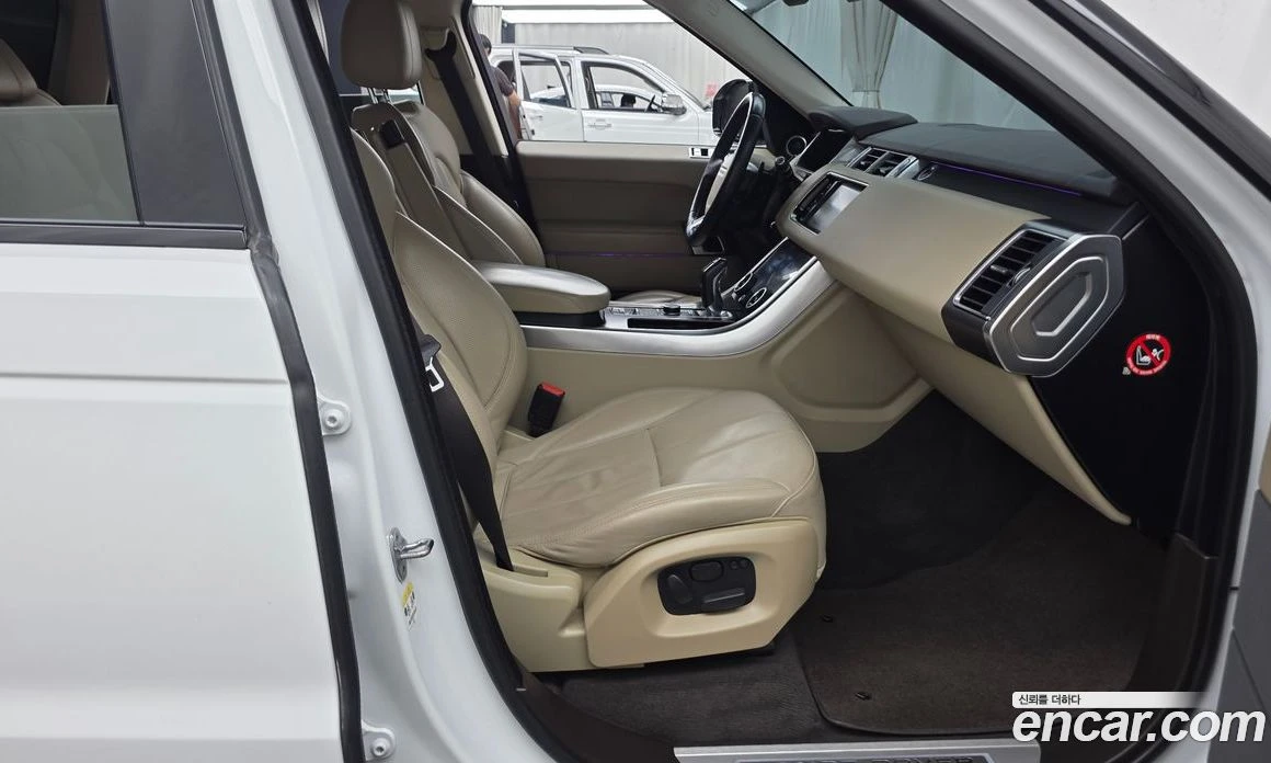 Land Rover Range Rover Sport 3.0 SDV6 HSE Dynamic, снимка 11 - Автомобили и джипове - 56123250