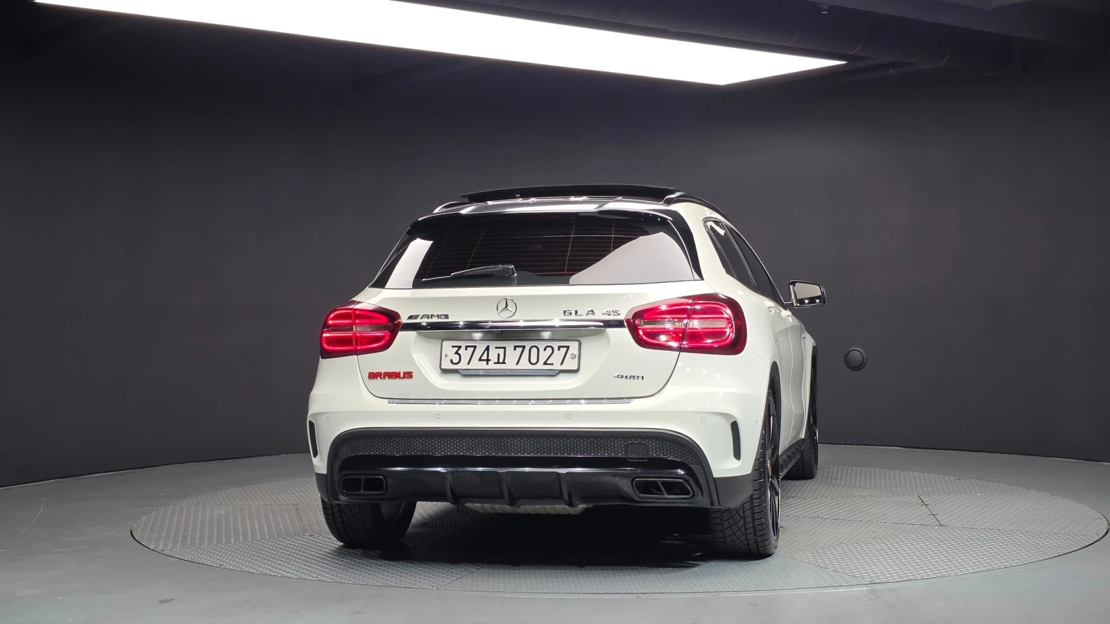 Mercedes-Benz GLA 45 AMG 4Matic, снимка 4 - Автомобили и джипове - 56211230