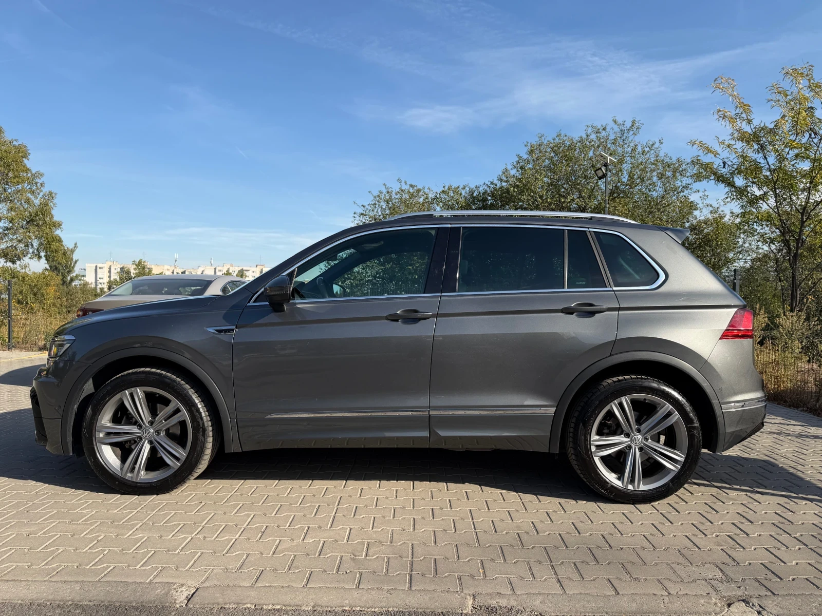 VW Tiguan VW Tiguan R-Line 2. 0 TDI 150 �. �. 4Motion DSG | Mobile.bg � ����������� 2