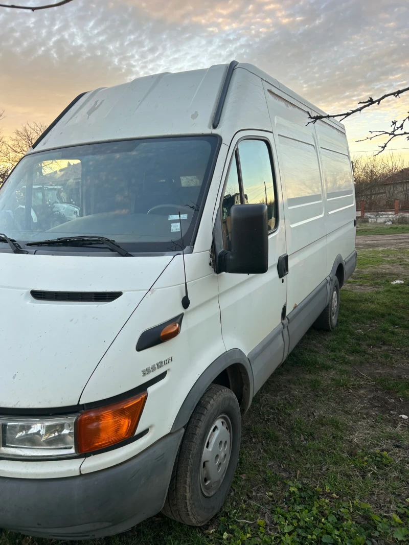 Iveco Daily 35s12, снимка 2 - Бусове и автобуси - 48410962