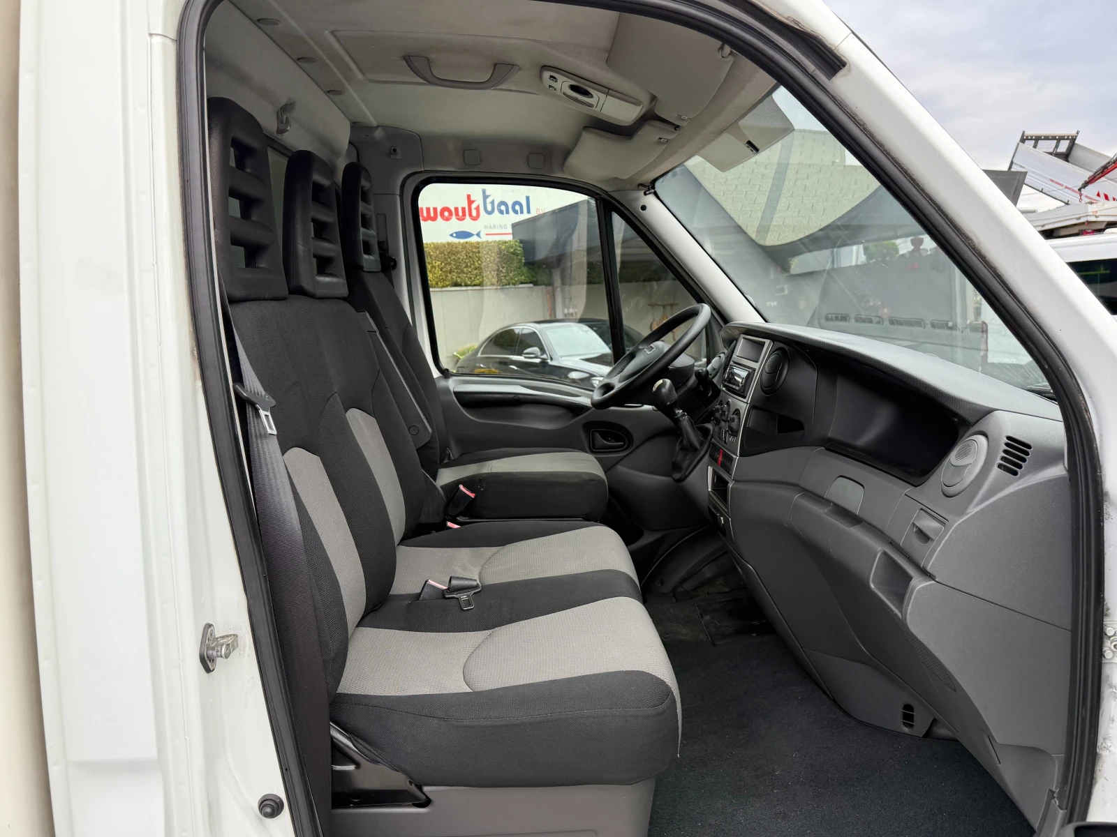 Iveco Daily 35S14  +  3.42.  | Mobile.bg   11