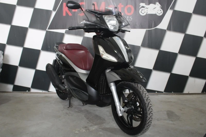 Piaggio Beverly 350i 2012г., снимка 1 - Мотоциклети и мототехника - 40936801