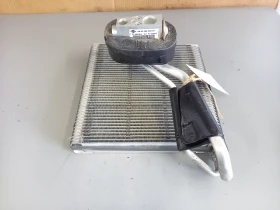 Радиатор климатик вътрешен Фолксваген Голф 7 1.4TGI