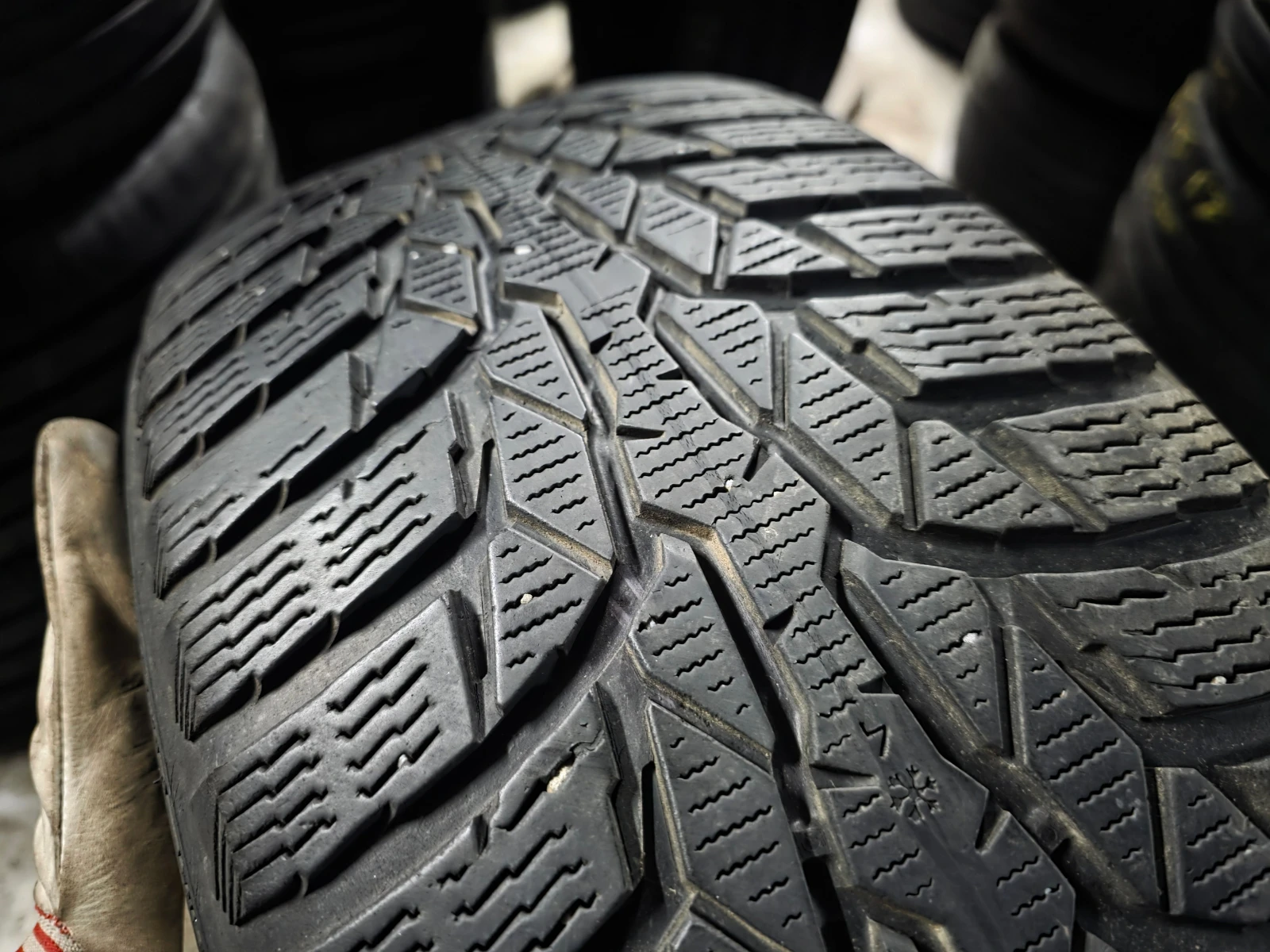 ���� 215/55R17 | Mobile.bg � ����������� 5