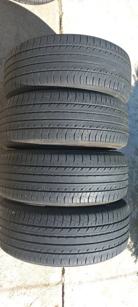 Гуми Летни 225/55R18, снимка 4 - Гуми и джанти - 47366419