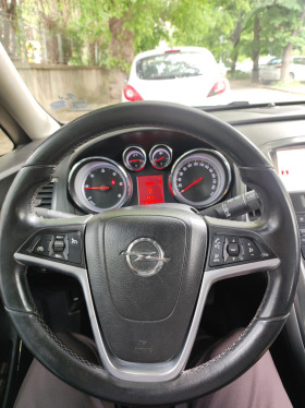 Opel Astra Спорт Тоурер, снимка 6