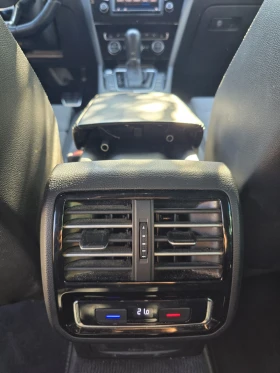 VW Passat R Line / Dynamic Light Assist - 26500 лв. - 14874837 10