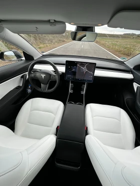 Обява за продажба на Tesla Model 3 Long Range 130х. км Гаранция Бял Салон ~44 900 лв. - изображение 8 | Auto.bg Обява за продажба на Tesla Model 3 Long Range 130х. км Гаранция Бял Салон ~44 900 лв. - изображение 8