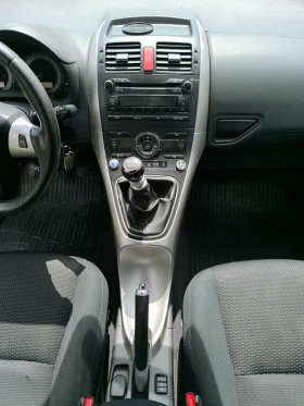 Toyota Auris 1.6 | Mobile.bg � ����� ������ 8
