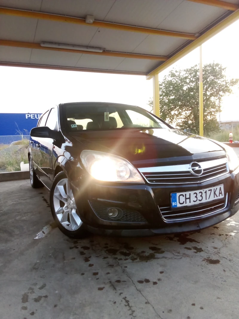 Opel Astra, снимка 12 - Автомобили и джипове - 46982964