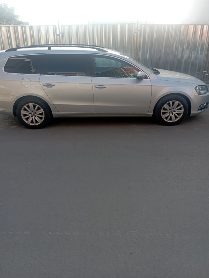 VW Passat 2.0TDI, снимка 5 - Автомобили и джипове - 47510874