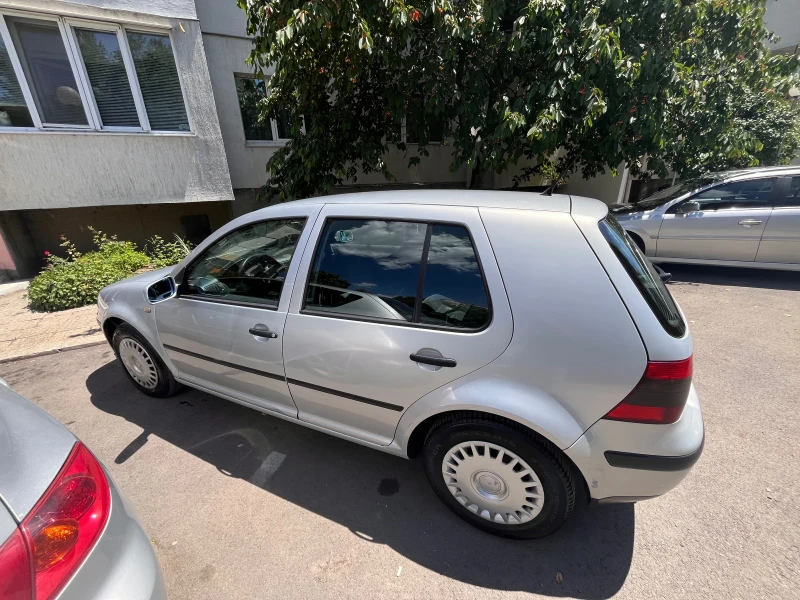 VW Golf, снимка 2 - Автомобили и джипове - 47891282