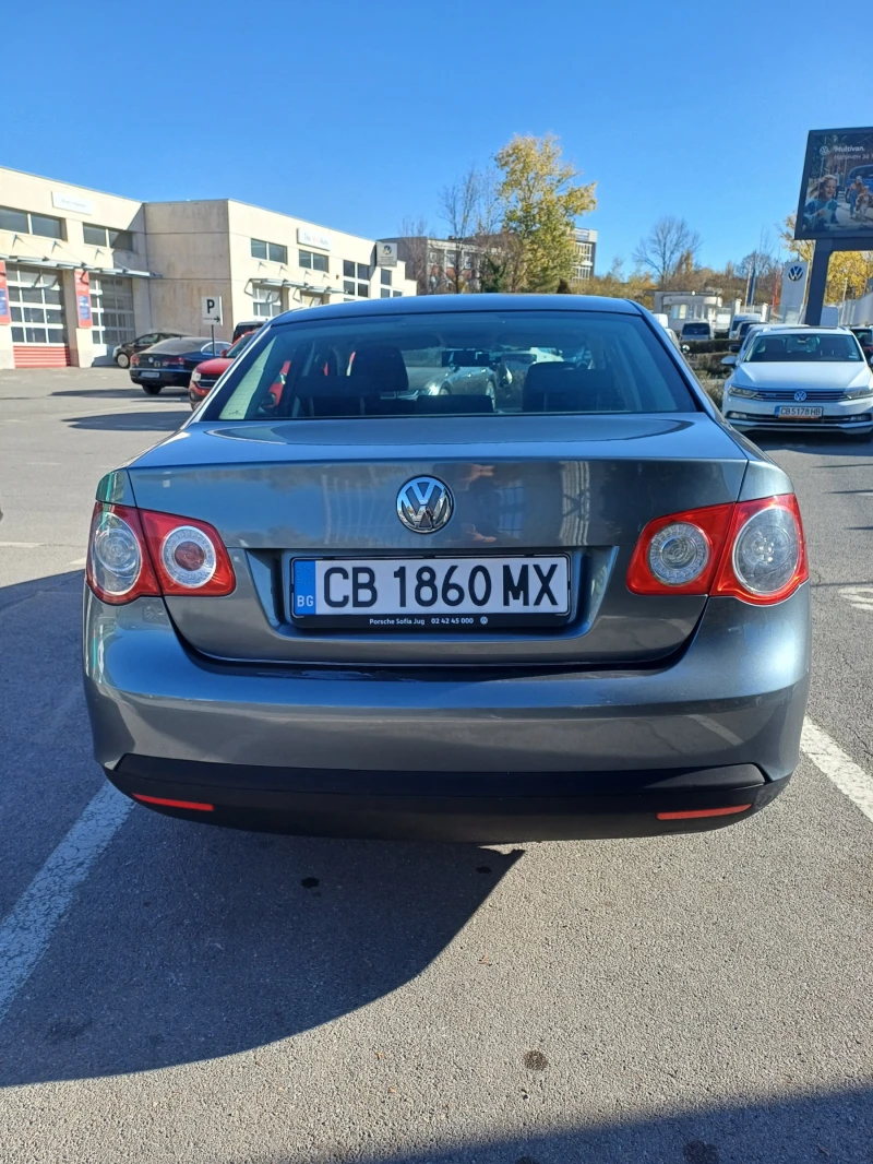 VW Jetta, снимка 3 - Автомобили и джипове - 47917875