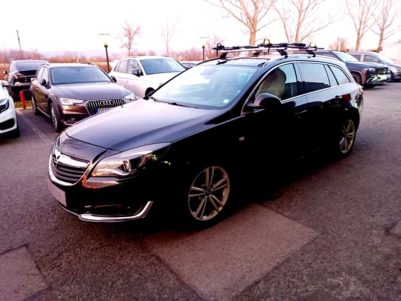 Opel Insignia 2.0 CDTi Sport Tourer Auto 4x4 , снимка 3 - Автомобили и джипове - 48152543