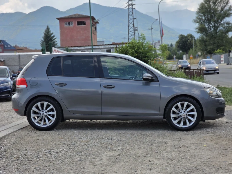 VW Golf 1.6i ГАЗ 102hp НАВИ КАМЕРА, снимка 6 - Автомобили и джипове - 51434439