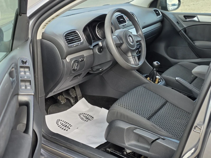 VW Golf 1.6i ГАЗ 102hp НАВИ КАМЕРА, снимка 9 - Автомобили и джипове - 51434439