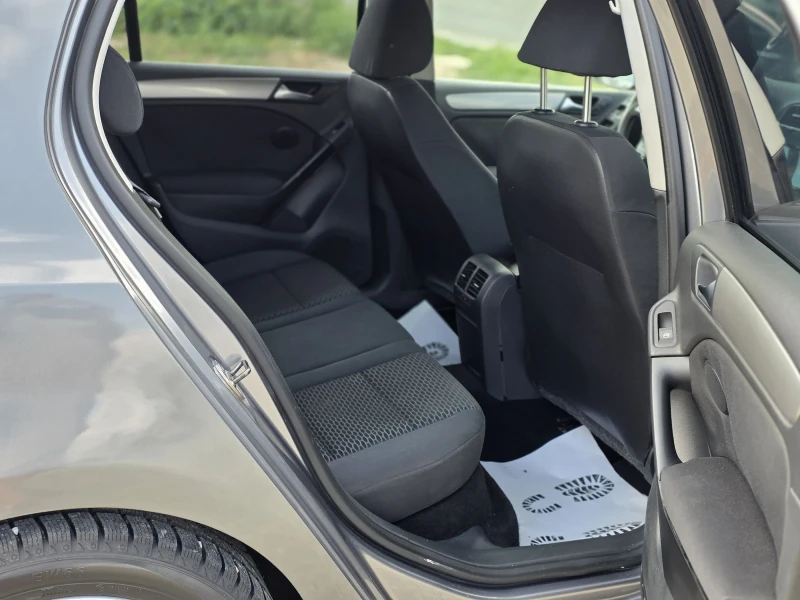 VW Golf 1.6i ГАЗ 102hp НАВИ КАМЕРА, снимка 12 - Автомобили и джипове - 51434439