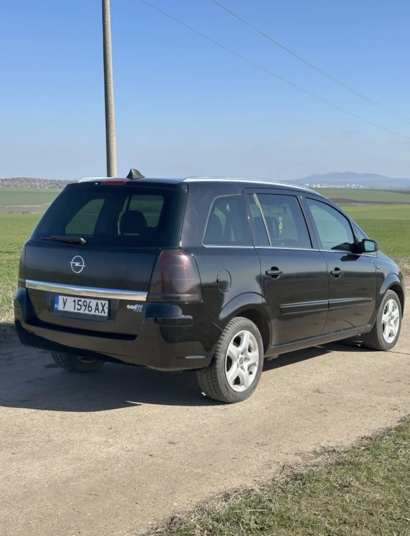 Opel Zafira, снимка 6 - Автомобили и джипове - 52437434