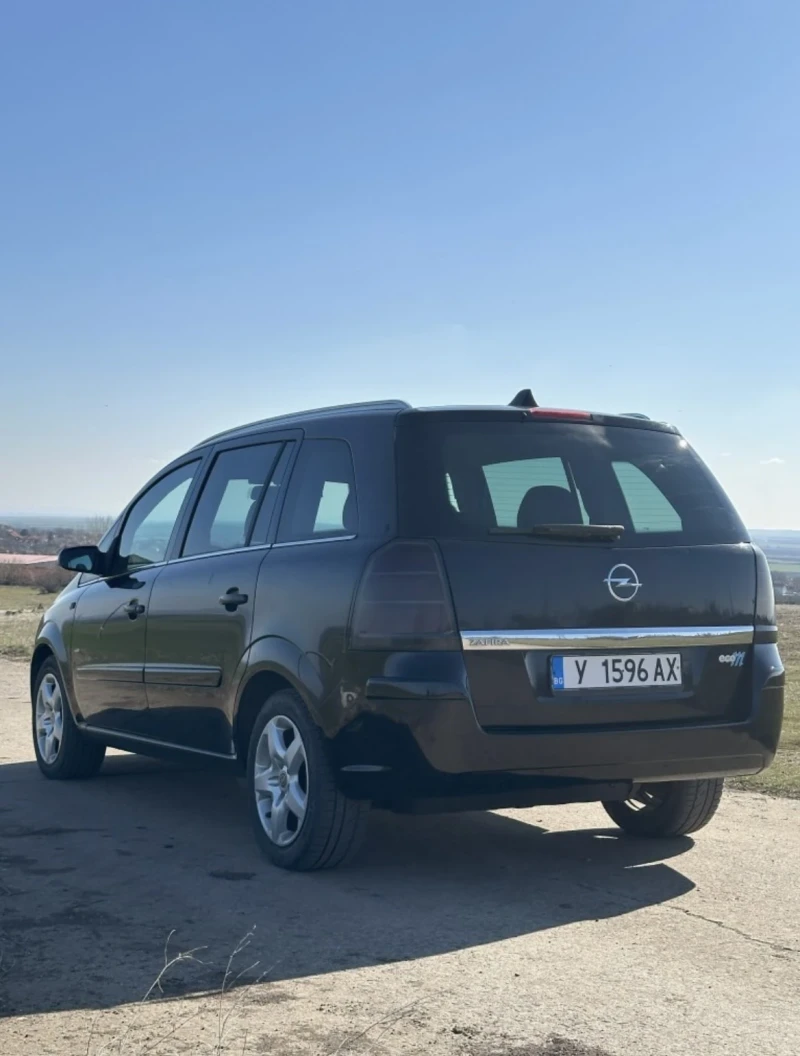 Opel Zafira, снимка 4 - Автомобили и джипове - 52437434