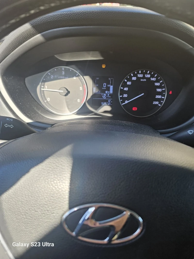 Hyundai I20, снимка 8 - Автомобили и джипове - 53306829