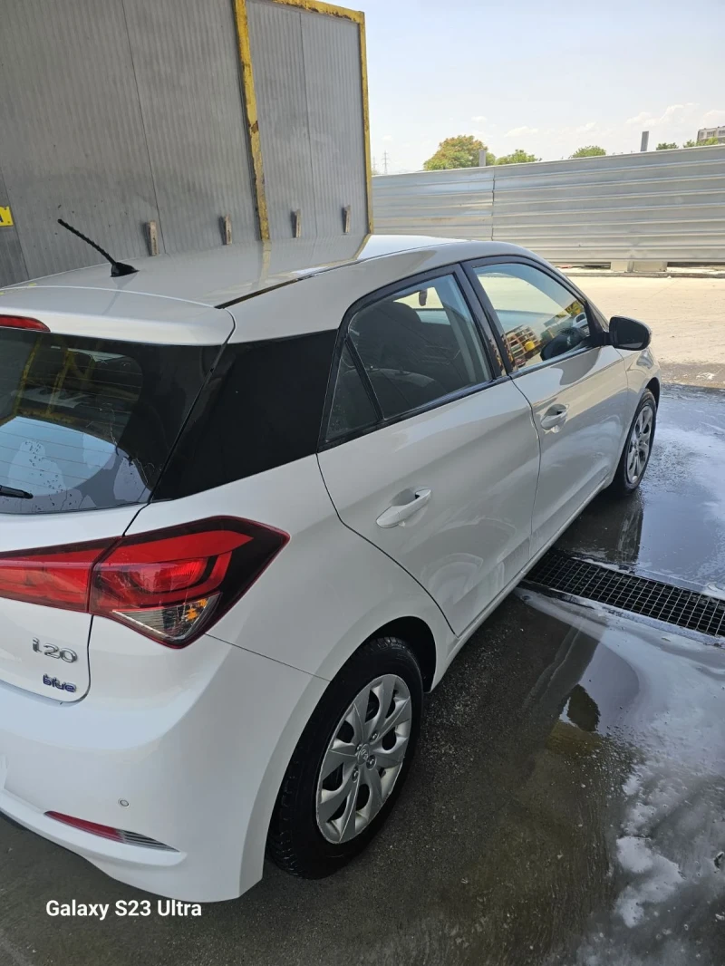 Hyundai I20, снимка 15 - Автомобили и джипове - 53306829