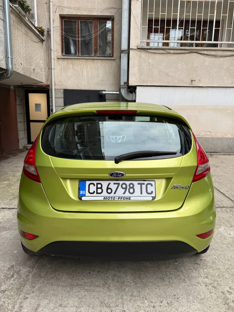 Ford Fiesta, снимка 2 - Автомобили и джипове - 53439419