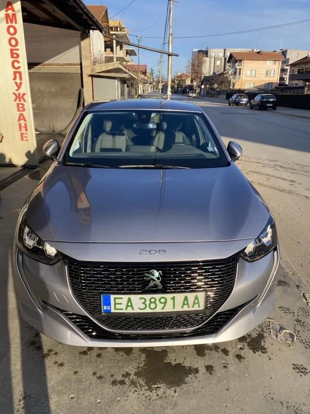 Peugeot 208, снимка 1 - Автомобили и джипове - 49441405