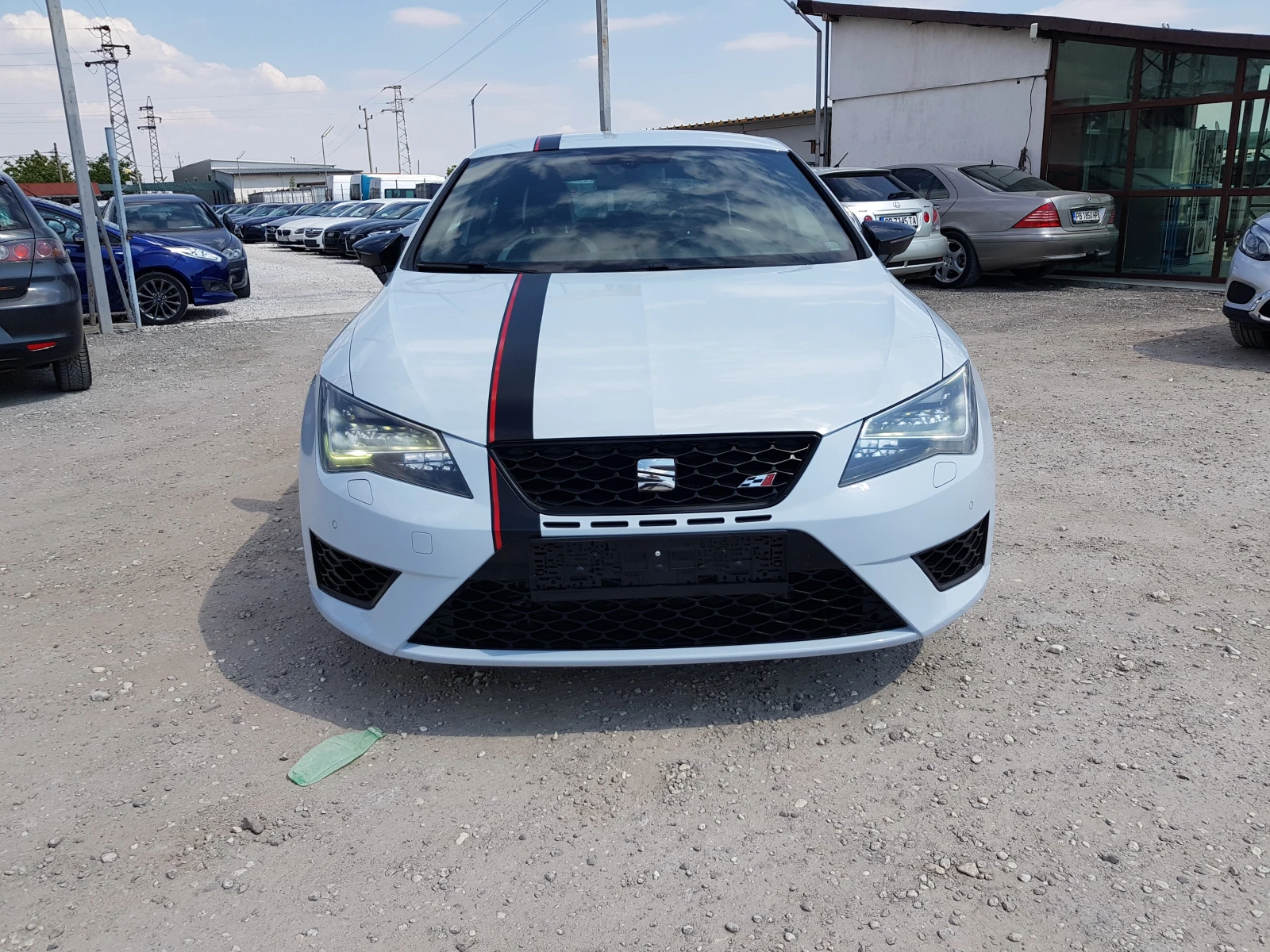 Seat Leon CUPRA 2.0-280к.с. ЛИЗИНГ - изображение 2