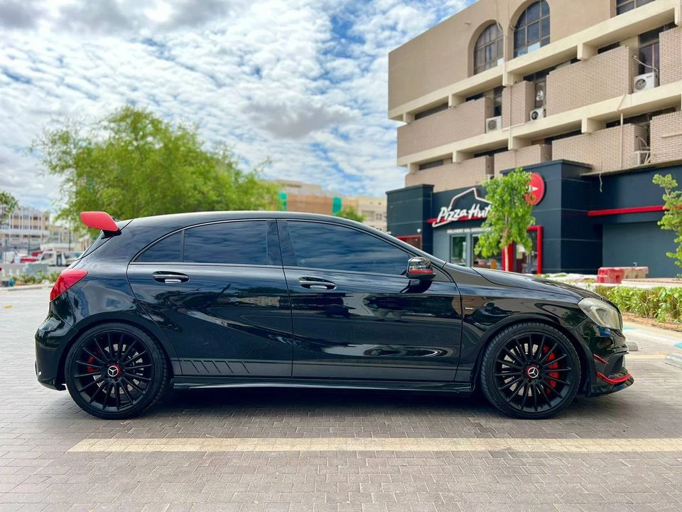 Mercedes-Benz A45 AMG EDITION 1 - изображение 3