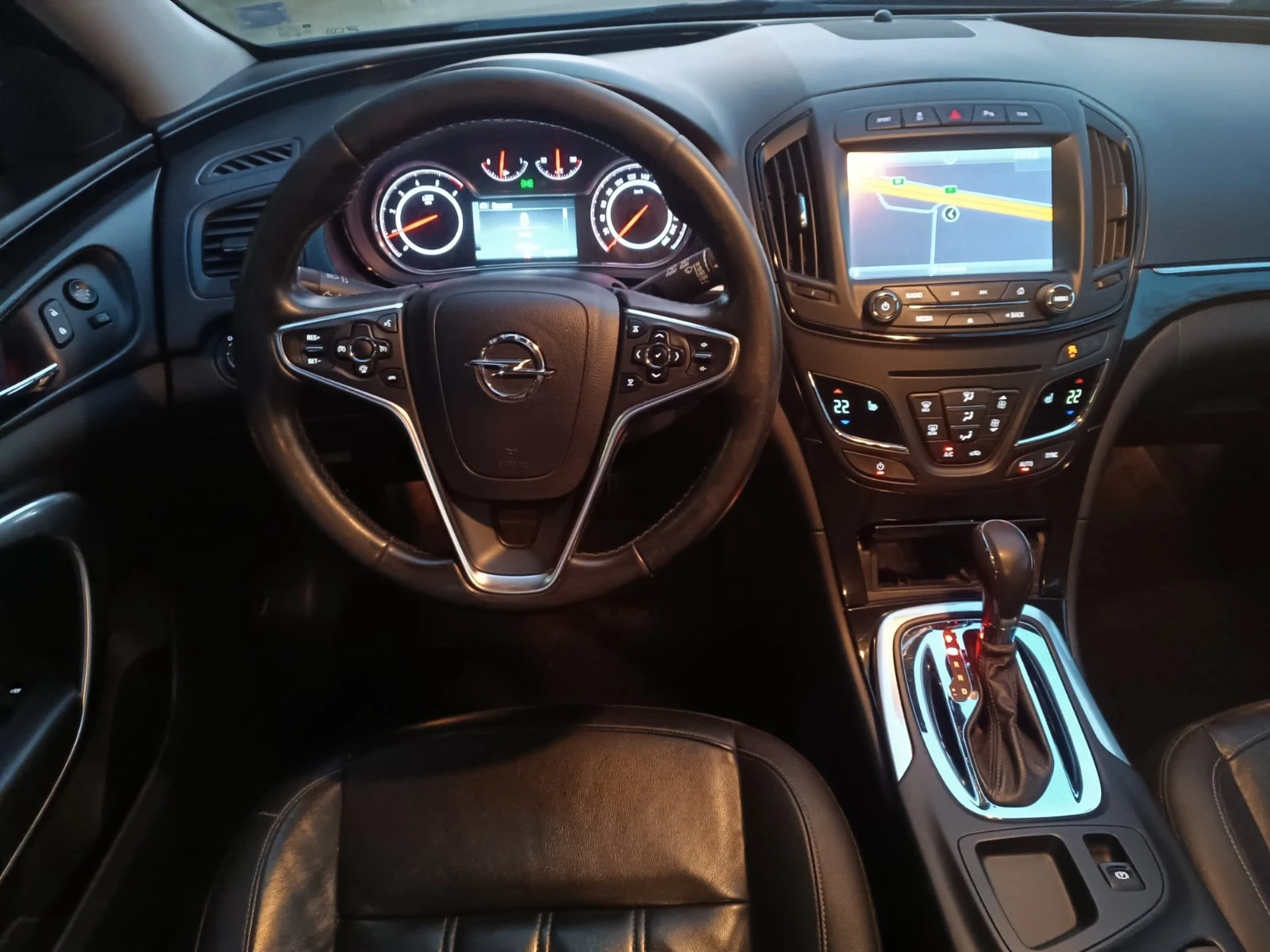 Opel Insignia 2.0 CDTi Sport Tourer Auto 4x4  | Mobile.bg   14