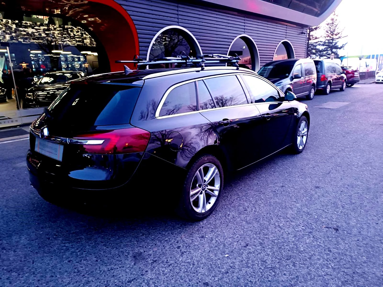 Opel Insignia 2.0 CDTi Sport Tourer Auto 4x4  - изображение 6