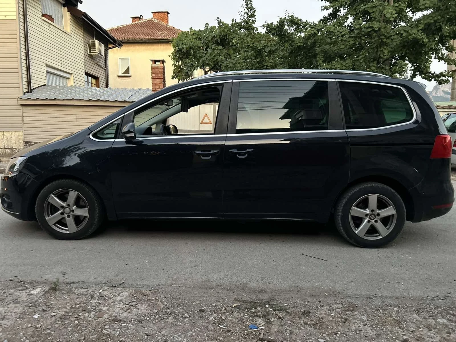 Seat Alhambra Alhambra/2.0/2012/ DSG 6+ 1 - изображение 3