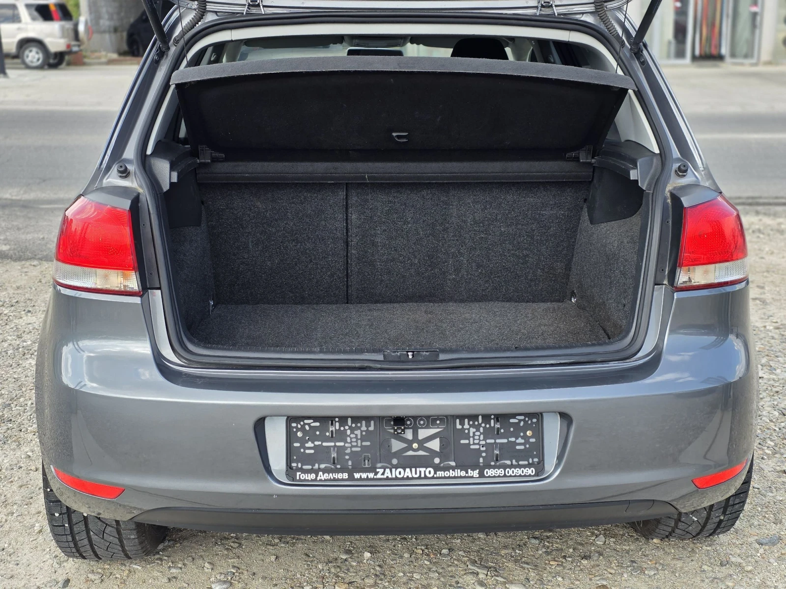 VW Golf 1.6i  102hp   | Mobile.bg   11