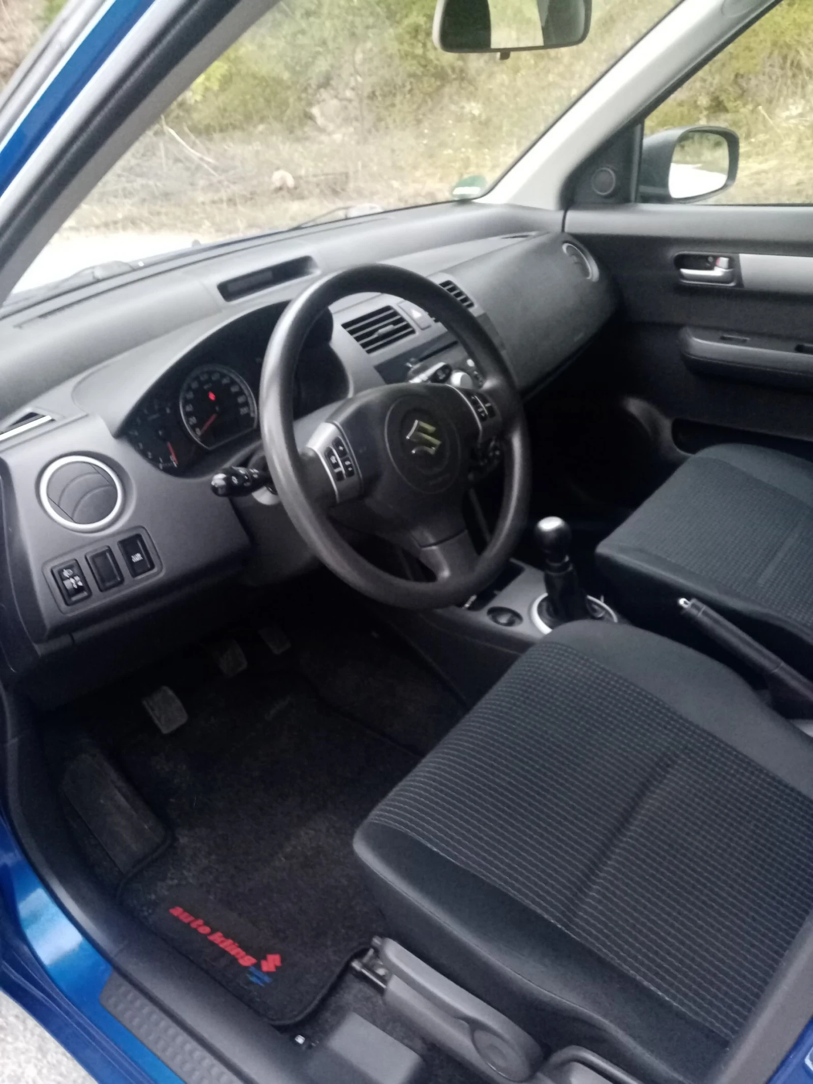 Suzuki Swift 1.3 Сервизна история, реални км! - изображение 5