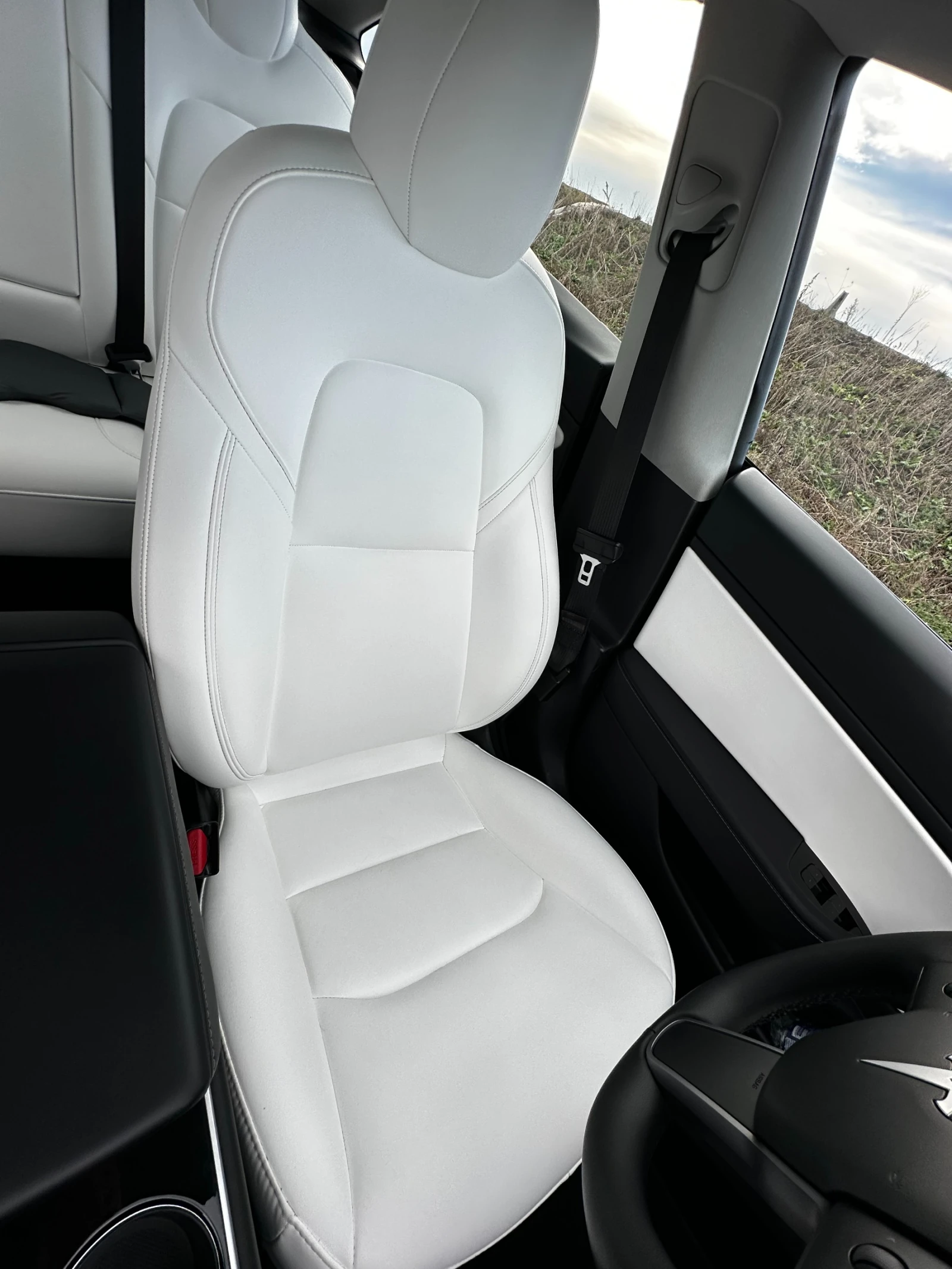 Tesla Model 3 Long Range Гаранция Бял Салон Европейска - изображение 10