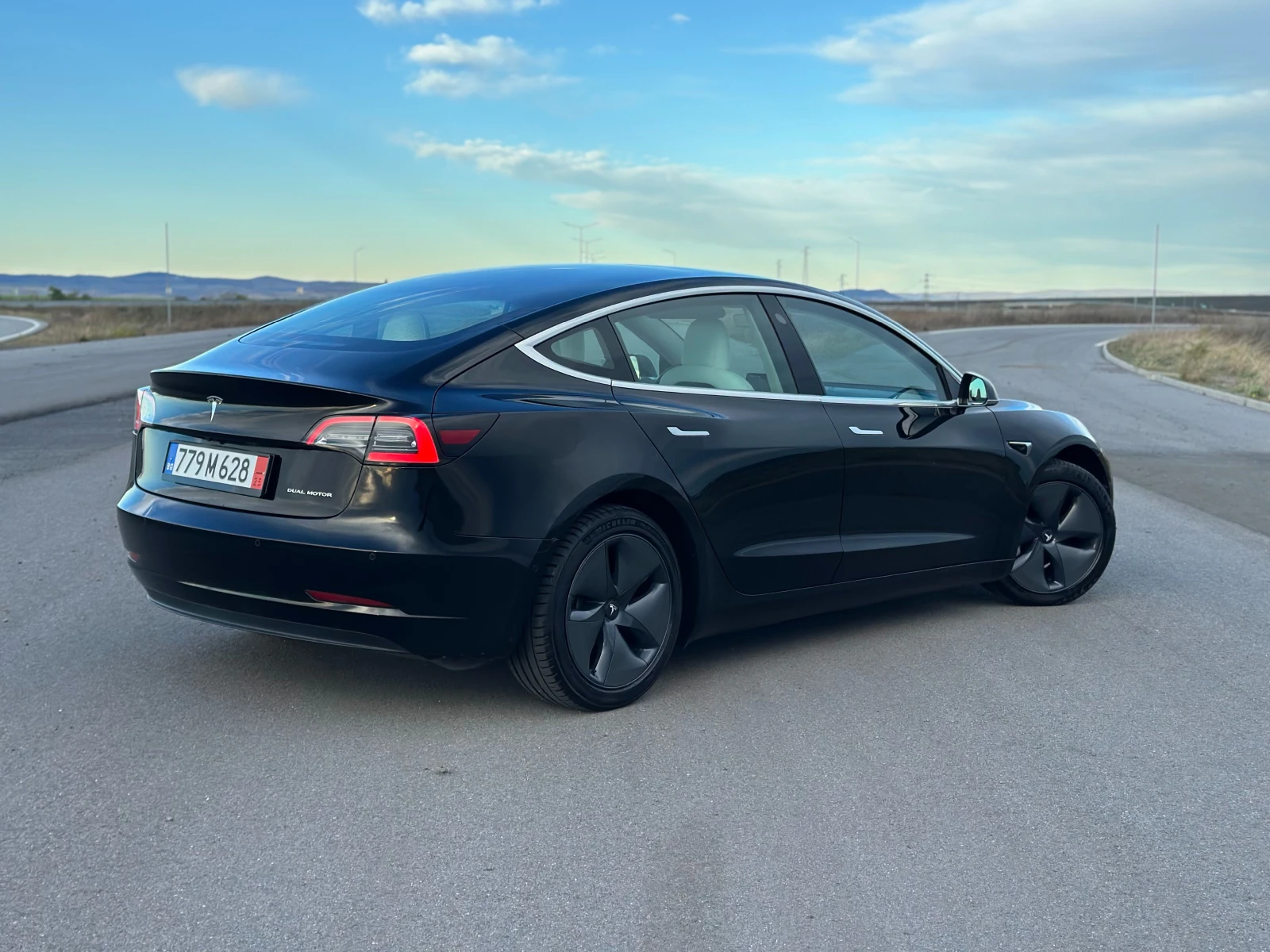Tesla Model 3 Long Range Гаранция Бял Салон Европейска - изображение 5