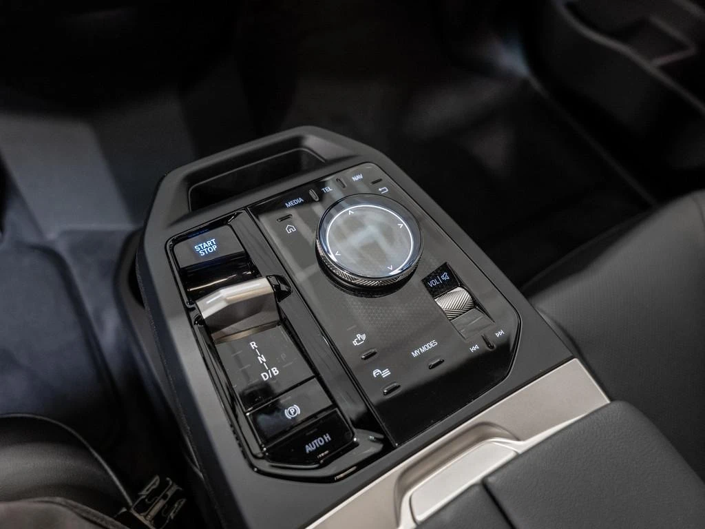 BMW iX xDrive45/FACELIFT/SPORTPACK/H&K/360/LED/ | Mobile.bg   11