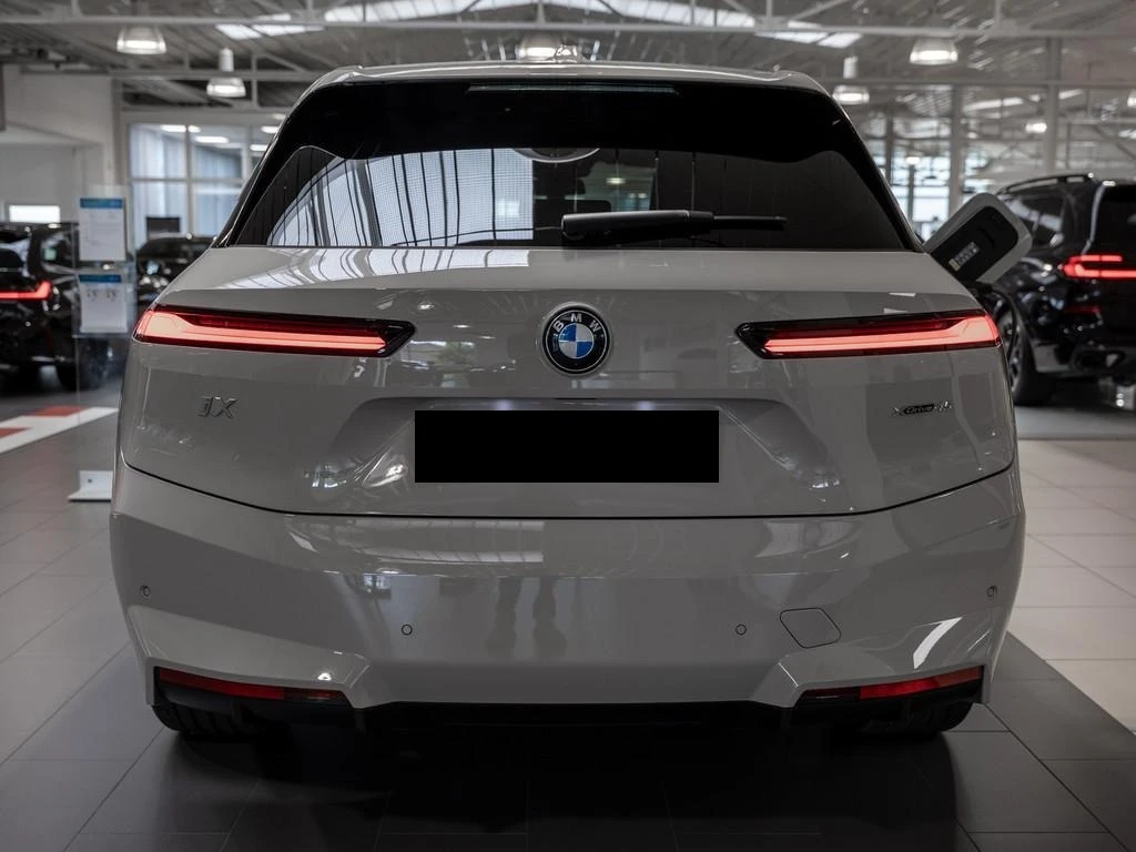 BMW iX xDrive45/FACELIFT/SPORTPACK/H&K/360/LED/ - изображение 5